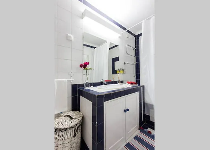 Dom wakacyjny Castle Holidays - Casa Maria D Bidos